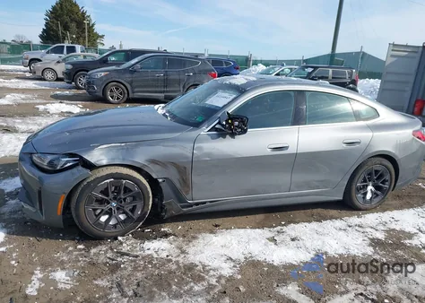 2025 BMW I4 Gran Coupe xDrive40 z USA, uszkodzony, nr VIN WBY43HD09SFU68261